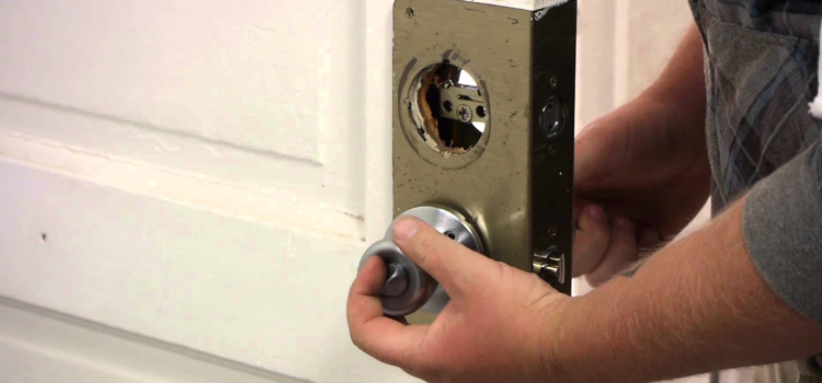 Home Lock Change in Hawthorne